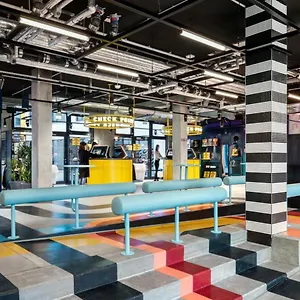 The Social Hub Alexanderplatz 4* Берлин